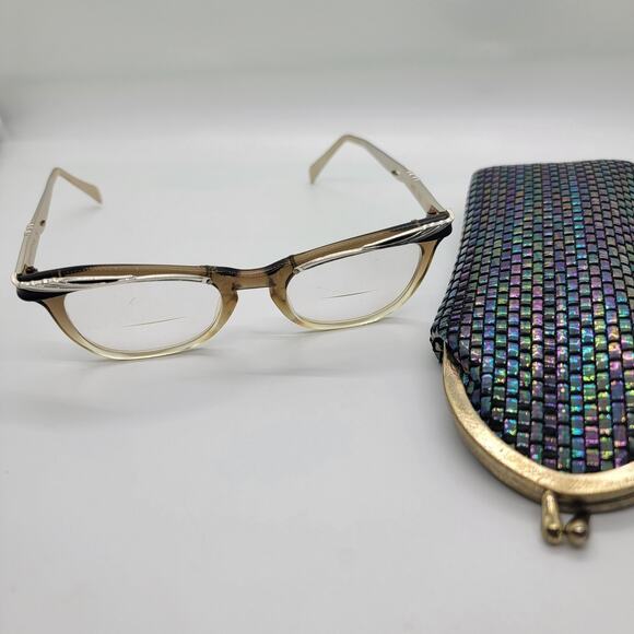 Vintage American Optical Aluminum Eyeglasses 46-20 Winged Feather Design & Case main image 10